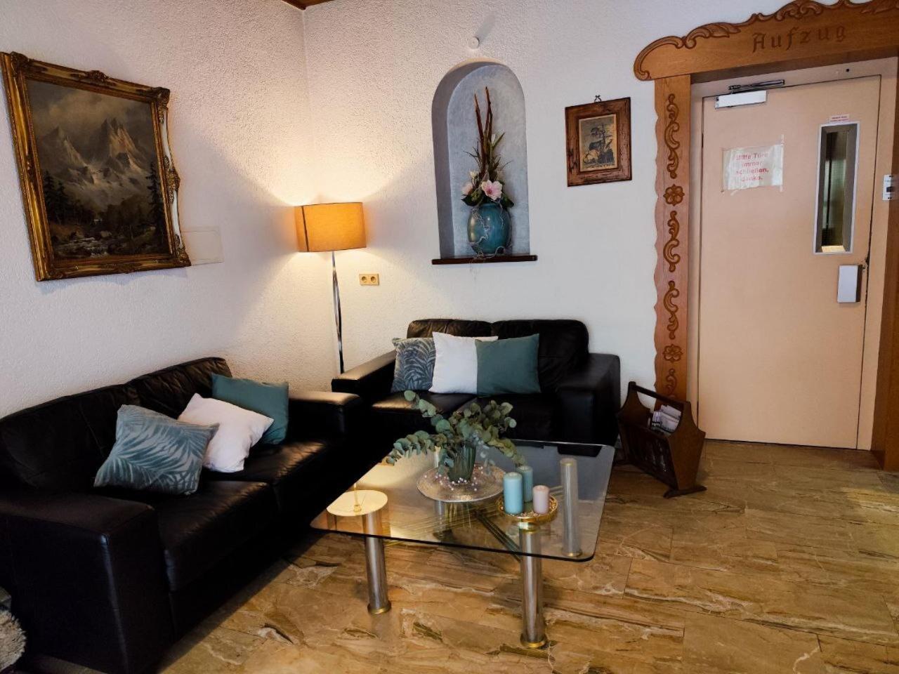 ראסטאט Hotel Schiff מראה חיצוני תמונה