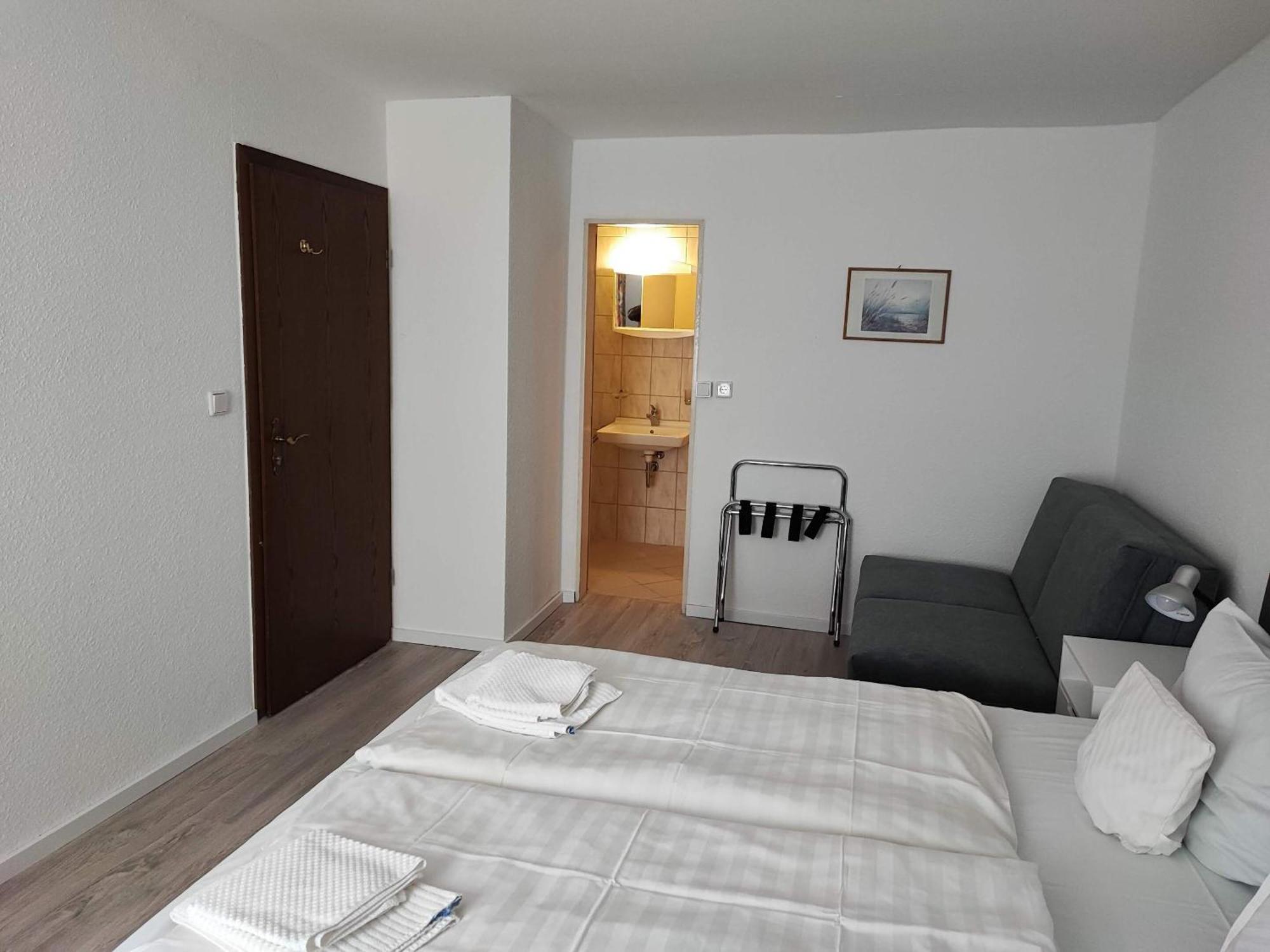 ראסטאט Hotel Schiff חדר תמונה